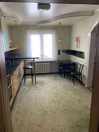 Оренда Квартира 3-кімнатна, 10/21 поверх на ул. Михаила Драгоманова Kiev