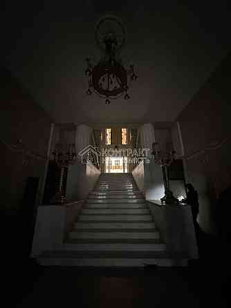 Продаж Квартира 3-кімнатна, 2/7 поверх на вул. Павлівський майдан Kharkiv