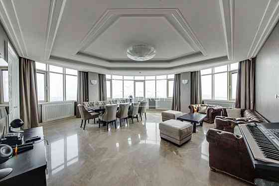 Оренда Квартира 7-кімнатна, 15/21 поверх на вул. Івана Мазепи, 11 Київ