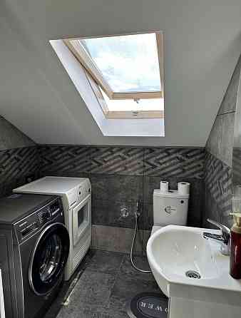 Продаж 2-поверховий Будинок з ділянкою 9 сот 200 кв.м 5 кімн. на Трудівник Zhytomyr