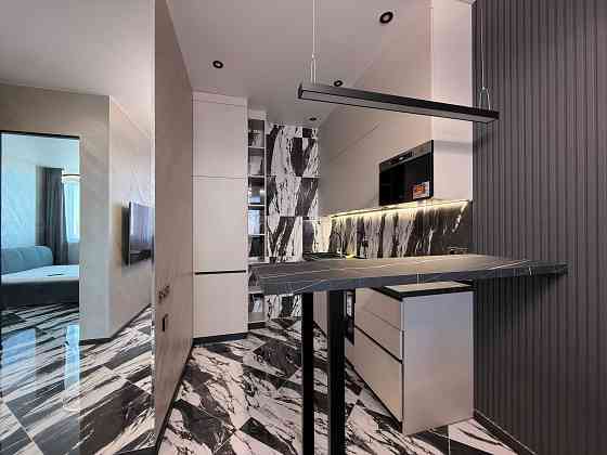 Продаж Квартира 1-кімнатна, 30/36 поверх на Берестейський вул., д. 11 Kiev