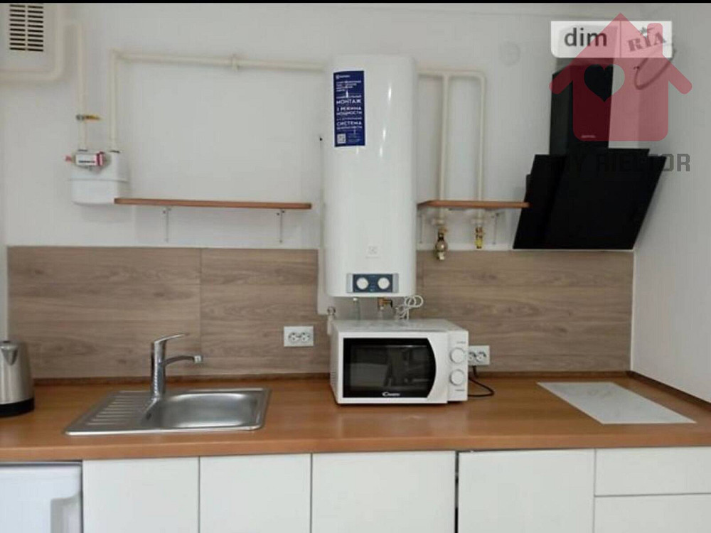 Продаж Квартира 3-кімнатна, 1/5 поверх на Лінтура П. Ужгород - фото 2