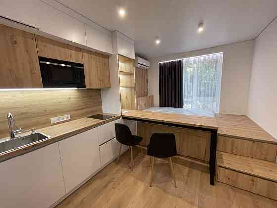 Продаж Квартира 1-кімнатна, 3/5 поверх на Козацька вул., д. 11 Kiev