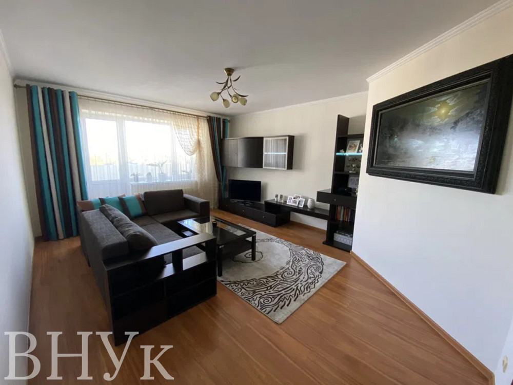 Продаж Квартира 3-кімнатна, 5/6 поверх на Новочерчицька Луцк - изображение 1