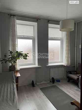 Продаж Квартира 4-кімнатна, 4/4 поверх на вул. Героїв Харкова Kharkiv