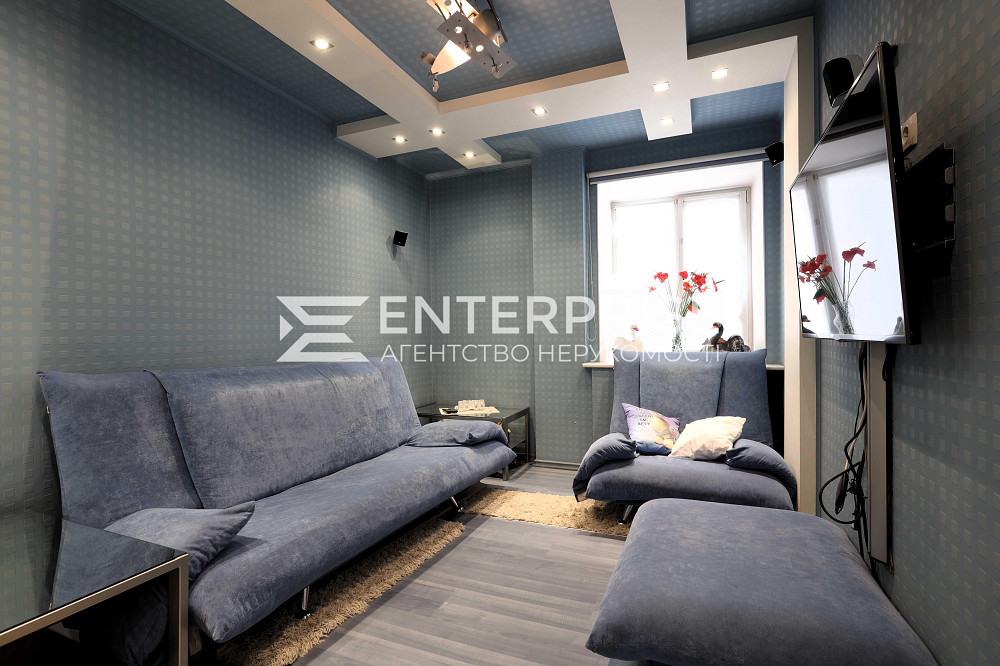 Продаж 3к Квартира 73 кв.м Сосницька вул. Київ - фото 1