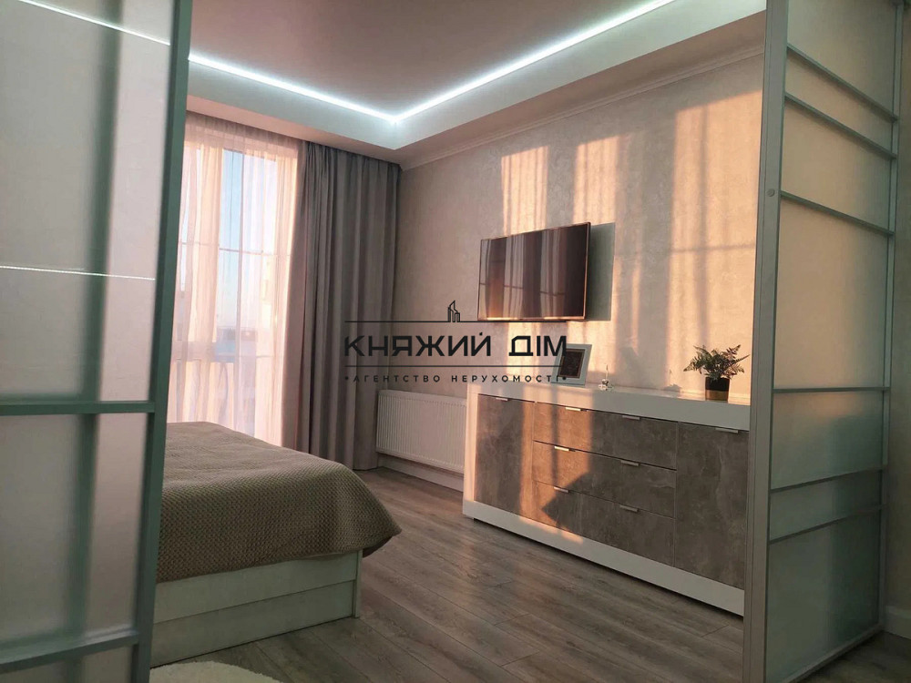 Оренда Квартира 1-кімнатна, 16/16 поверх на вул. Трутенко Онуфрия ул./Михайла Максимовича Киев - изображение 1