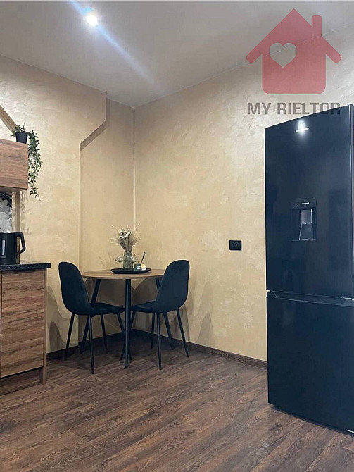 Продаж Квартира 1-кімнатна, 2/4 поверх на Гагаріна Ужгород - изображение 1