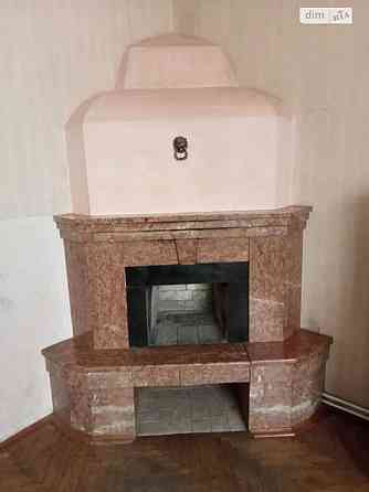 Продаж Квартира 3-кімнатна, 1/3 поверх на вул. Шухевичів Ивано-Франковск