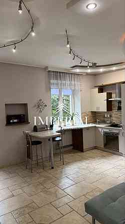 Оренда Квартира 2-кімнатна, 5/7 поверх на вул. Прорізна Київ