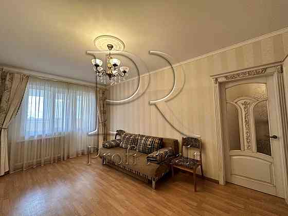 Оренда Квартира 3-кімнатна, 8/18 поверх на Академіка Заболотного, 66 Киев