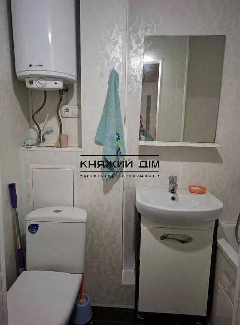 Продаж Квартира 1-кімнатна, 2/2 поверх на Коллекторная ул. Київ - фото 5
