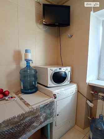 Оренда Квартира 1-кімнатна, 14/15 поверх на Сімії Хохлових, 1 Київ