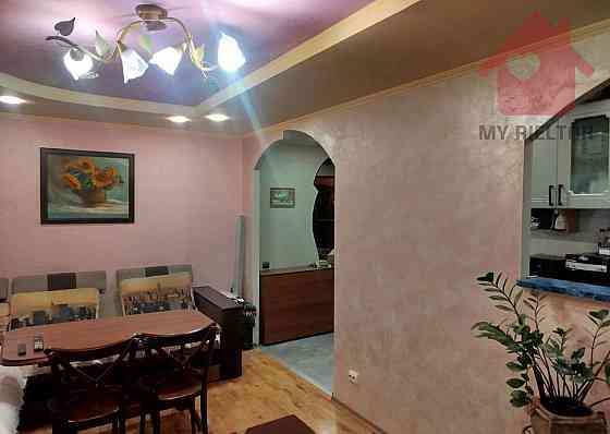 Продаж Квартира 3-кімнатна, 5/5 поверх на Восьмого Березня Uzhhorod