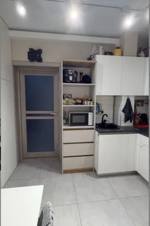 For sale 2-room Apartment 66 sq.m малиновского Odessa