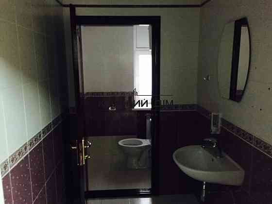 Оренда офісне приміщення на Хмельницкого Богдана ул. поверх - 1/7 Київ