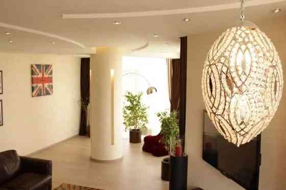 Оренда Квартира 3-кімнатна, 5/22 поверх на Говорова Маршала ул., 18 Одеса