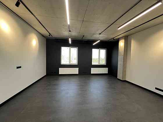 Оренда офісне приміщення на вул. Надрічна поверх - 4/11 Ivano-Frankivs'k