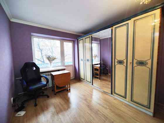 Продаж Квартира 2-кімнатна, 4/5 поверх на Віталія Скакуна вул., д. 9 Киев