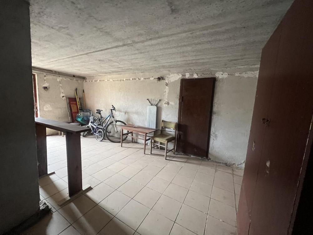 Продаж 3-поверховий Будинок з ділянкою 28 сот 230 кв.м 4 кімн. на Районна вул. Малечковичі - фото 13