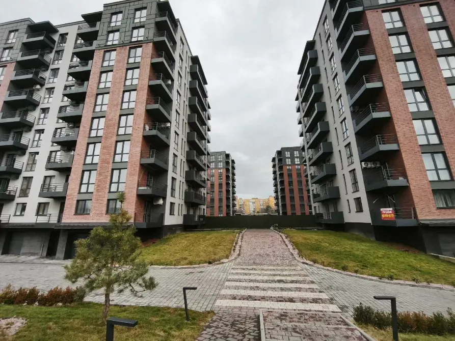 Продаж 1к Квартира 38 кв.м Тлехаса 19 Ужгород - фото 19