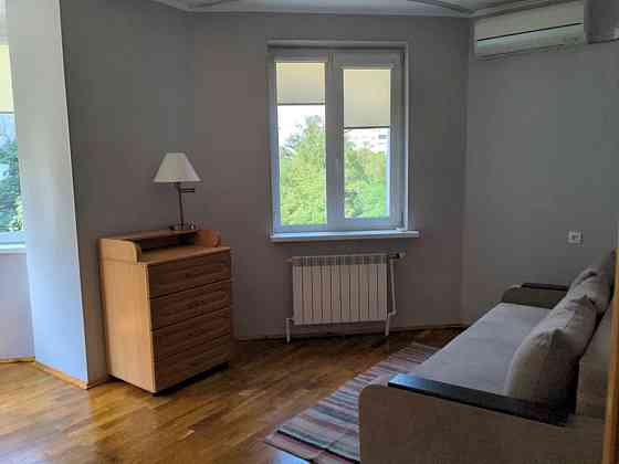 Оренда Квартира 2-кімнатна, 3/17 поверх на проспект Берестейський, 125 Київ