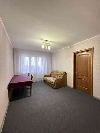 Продаж Квартира 2-кімнатна, 7/9 поверх на Прирічна вул., 19 Киев