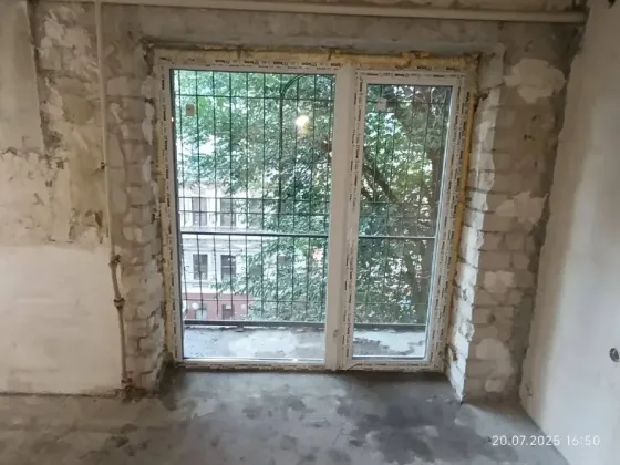Продам 2 комнатную центр, Dnipro