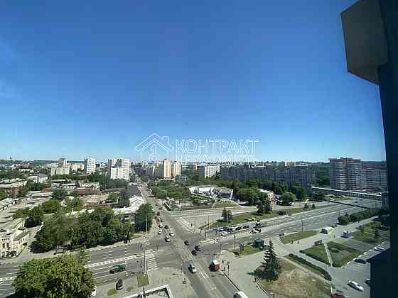 Продаж Квартира 4-кімнатна, 14/16 поверх на вул. Молочна Харків