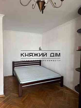 Оренда Квартира 1-кімнатна, 9/9 поверх на Глебова ул. Киев