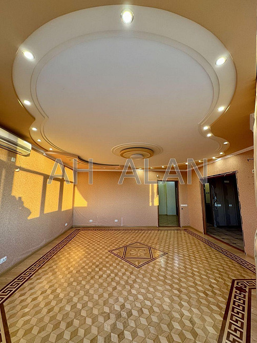 Продаж Будинок 3-кімнатний на Воробйова Генадія Генерала вул., 13Е Київ - фото 2