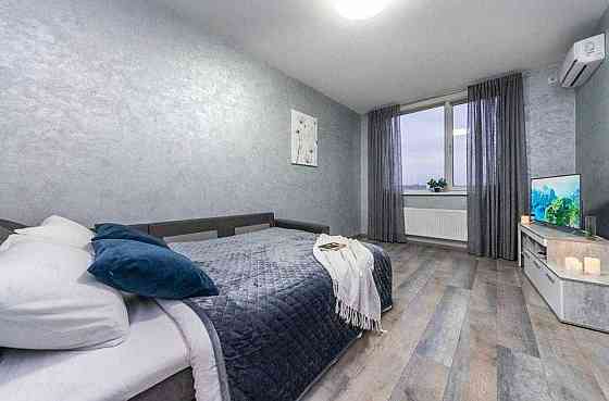 Продаж Квартира 1-кімнатна, 11/25 поверх на Родини Крістерів вул., д. 20 Киев