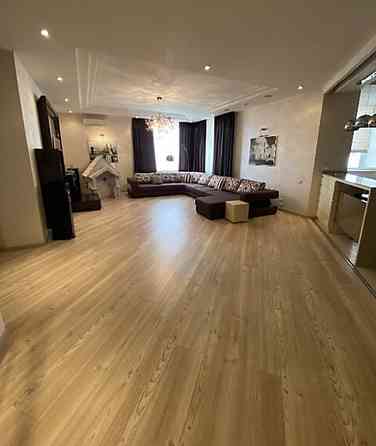 Продаж Квартира 4-кімнатна, 11/12 поверх на Кирпичный пер., 9 Одеса