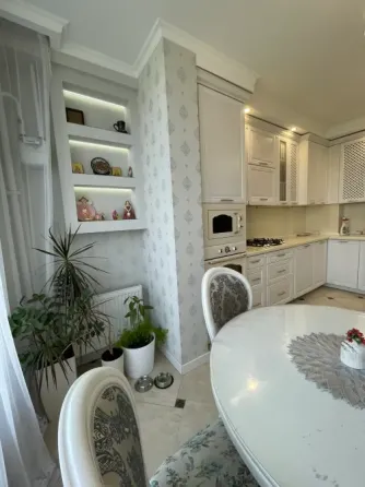 Продажа 2к Квартира 69 кв.м Трускавецька, Континент Львов