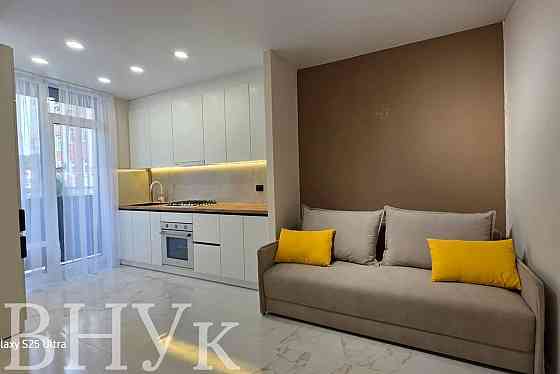 Продаж Квартира 3-кімнатна, 1/6 поверх на Петриківська Тернопіль