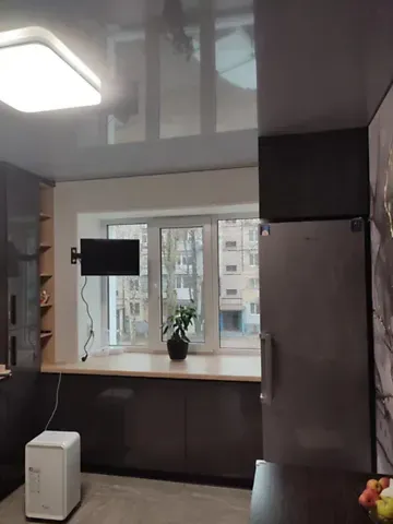 Продажа 4к Квартира 75 кв.м Металургів вулиця 7 Новое - изображение 1