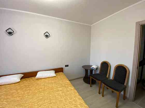 Оренда Квартира 2-кімнатна, 3/5 поверх на вул. Дубенська Kremenets'