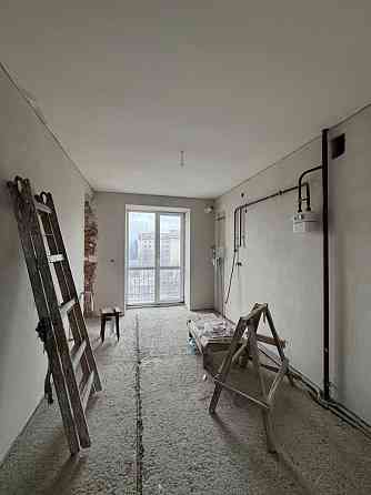 Продаж Квартира 3-кімнатна, 4/9 поверх на вул. Чорноти Курінного Ivano-Frankivs'k