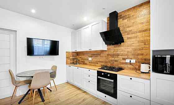 Продаж Квартира 1-кімнатна, 1/6 поверх на Метрологічна вул., д. 54-А Киев