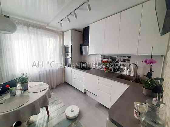 Продаж Будинок 2-кімнатний на Феодосійський пров., 14А Kiev