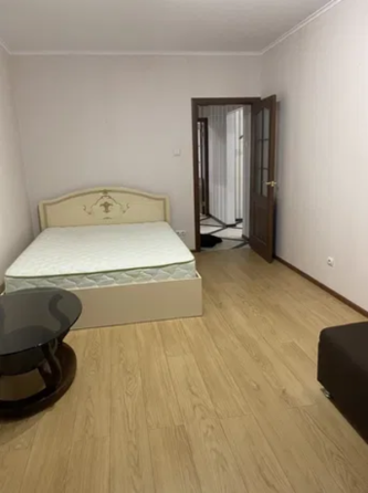 Оренда Квартира 1-кімнатна, 20/25 поверх на Елизаветы Чавдар ул., 38 Київ