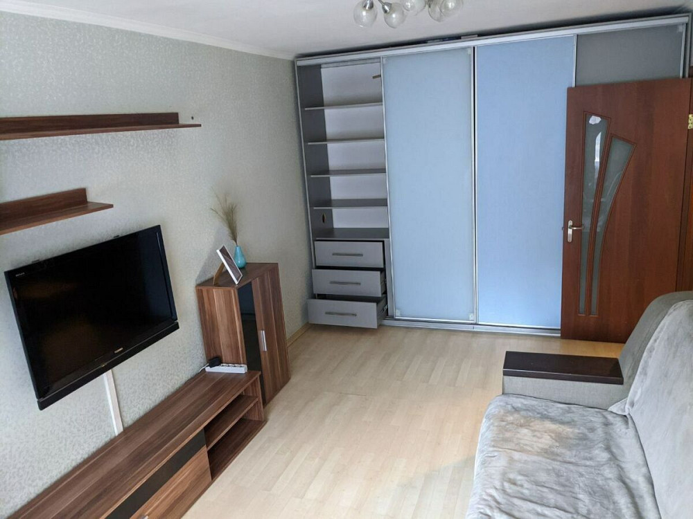 Оренда Квартира 1-кімнатна, 1/9 поверх на Кирилівська, 99/1 Kiev - photo 1