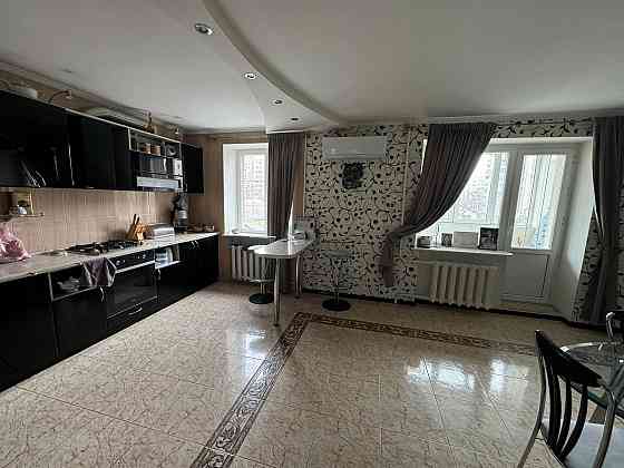 Четырехкомнатная квартира на Таирова ул. Левитана Одесса