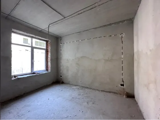 Продаж Торгово-офісний центр площа 147 кв.м 2-й поверх на Південний Бульвар Івано-Франківськ