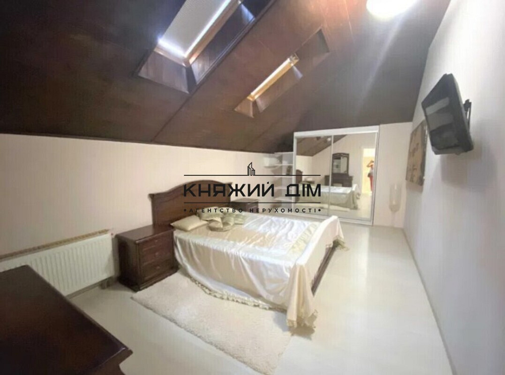 Продаж два будинки на одній ділянці в закритому клубному містечку Іванковичі. № 2211604 Іванковичі - фото 20