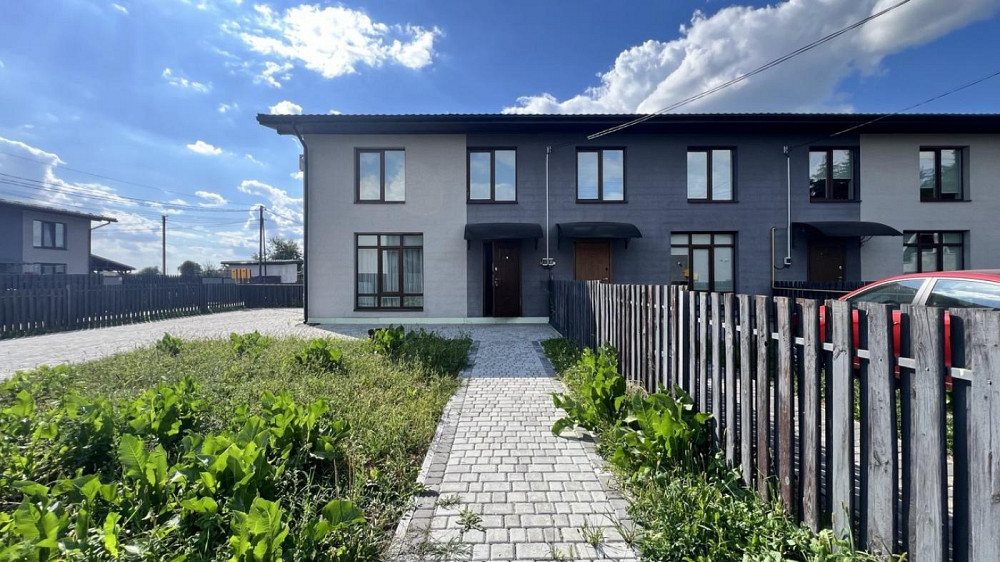 Продаж 2-поверховий Будинок з ділянкою 4.5 сот 90 кв.м 2 кімн. на Заводська вул. Старий Яричів - фото 1