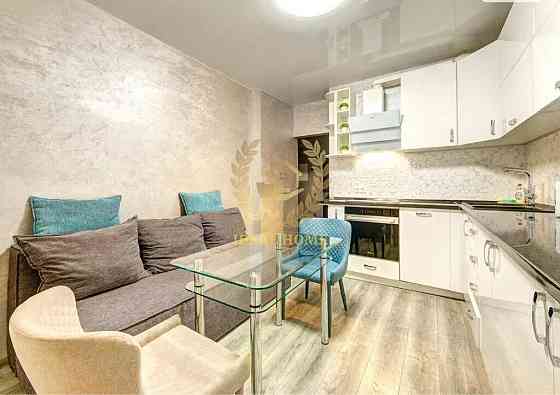 Продаж Квартира 2-кімнатна, 1/25 поверх на Воскресенская ул., 16А Київ