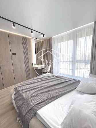 Продаж Квартира 2-кімнатна, 8/9 поверх на Навроцького, 39 Львов