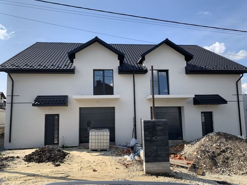 Продаж 2-поверховий  з ділянкою 4 сот 185 кв.м  на Липова вул., 5 Байківці - фото 1