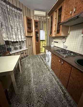 Продаж Квартира 3-кімнатна на ул. Генерала Ватутина, 17 Одесса